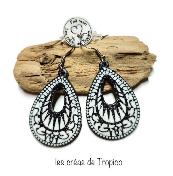 BOUCLES  D'OREILLES FIMO BAROQUE NOIRES