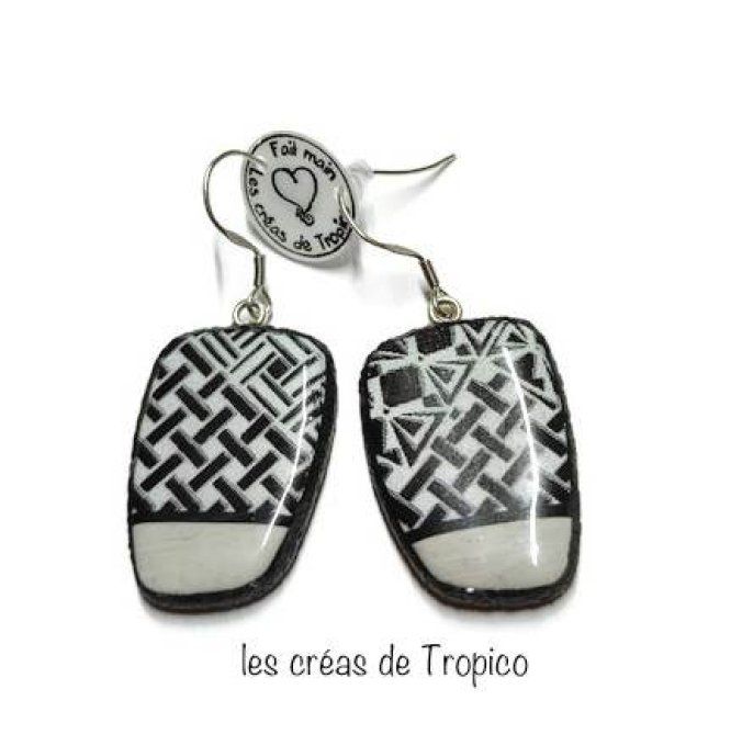 BOUCLES OREILLES FIMO NOIR TREILLE