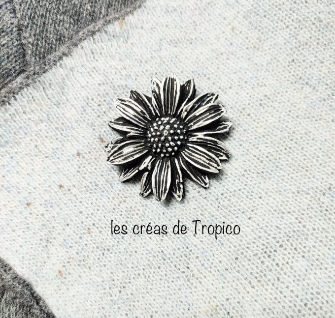 BROCHE FIMO MARGUERITE