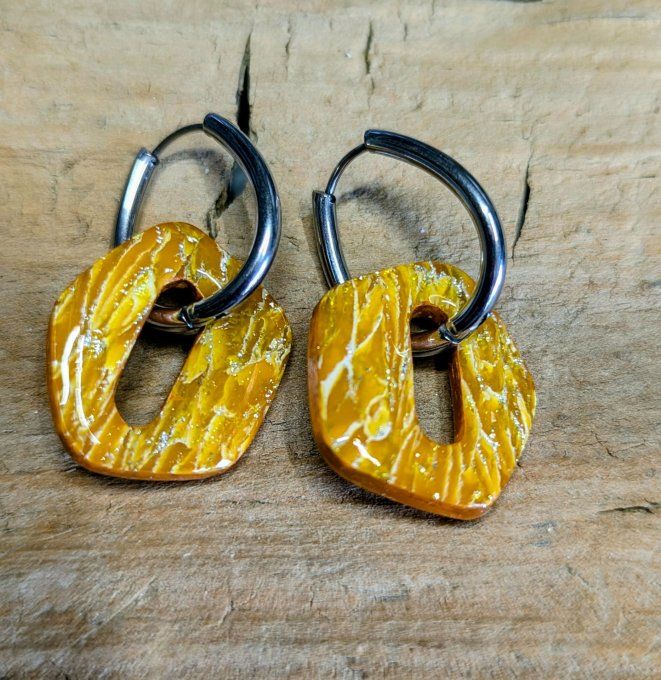 Boucles d'oreilles jaune argenté