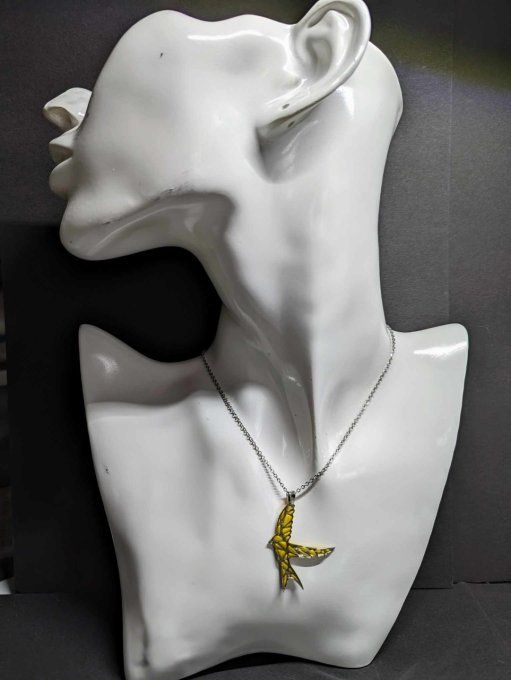 COLLIER  PENDENTIF HIRONDELLE