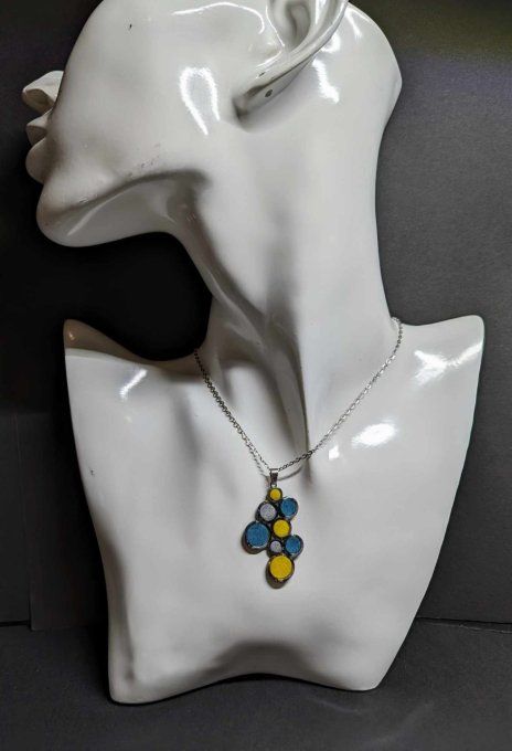 COLLIER PENDENTIF ROND BLEU JAUNE