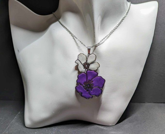 COLLIER  FLEUR MUTI COULEUR