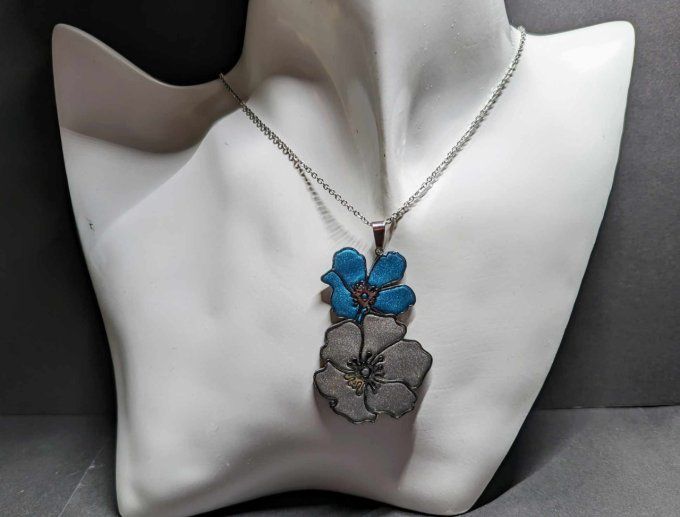 COLLIER  FLEUR MUTI COULEUR