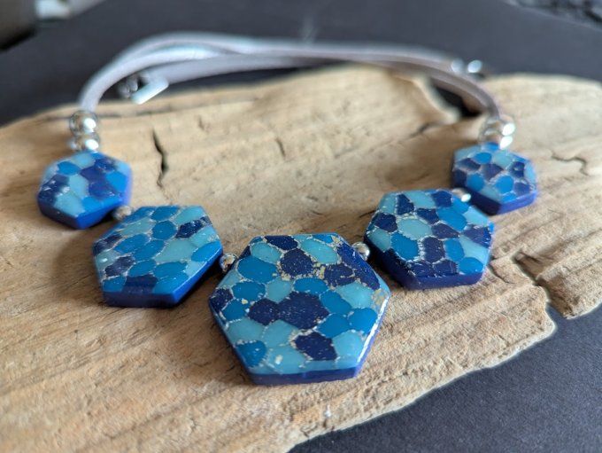 Collier  Hexagonal - Élégance Géométrique en Pâte Polymère