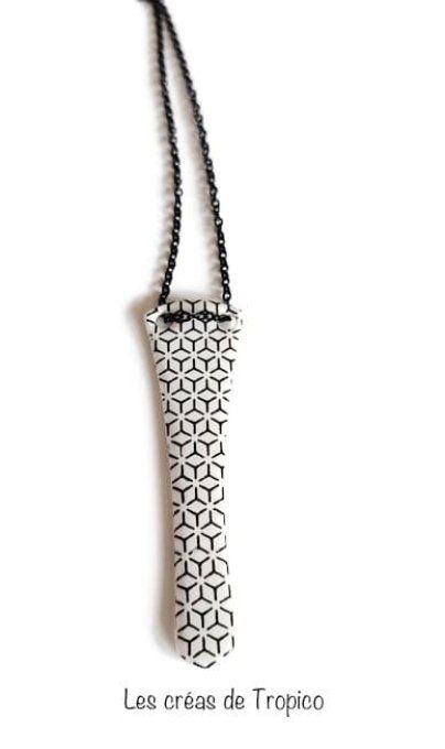 COLLIER GEOMETRIE NOIR BLANC