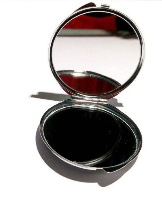 Miroir double avec son couvercle artistique fait main.