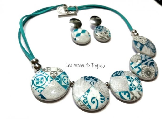 COLLIER FIMO CARREAU CARRELAGE BLEU TURQUOISE